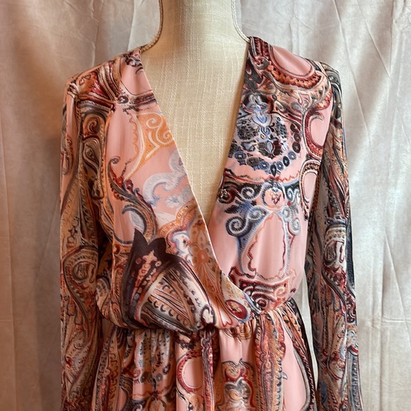 Entro Womens classy dinner, dress, size medium - Picture 2 of 7